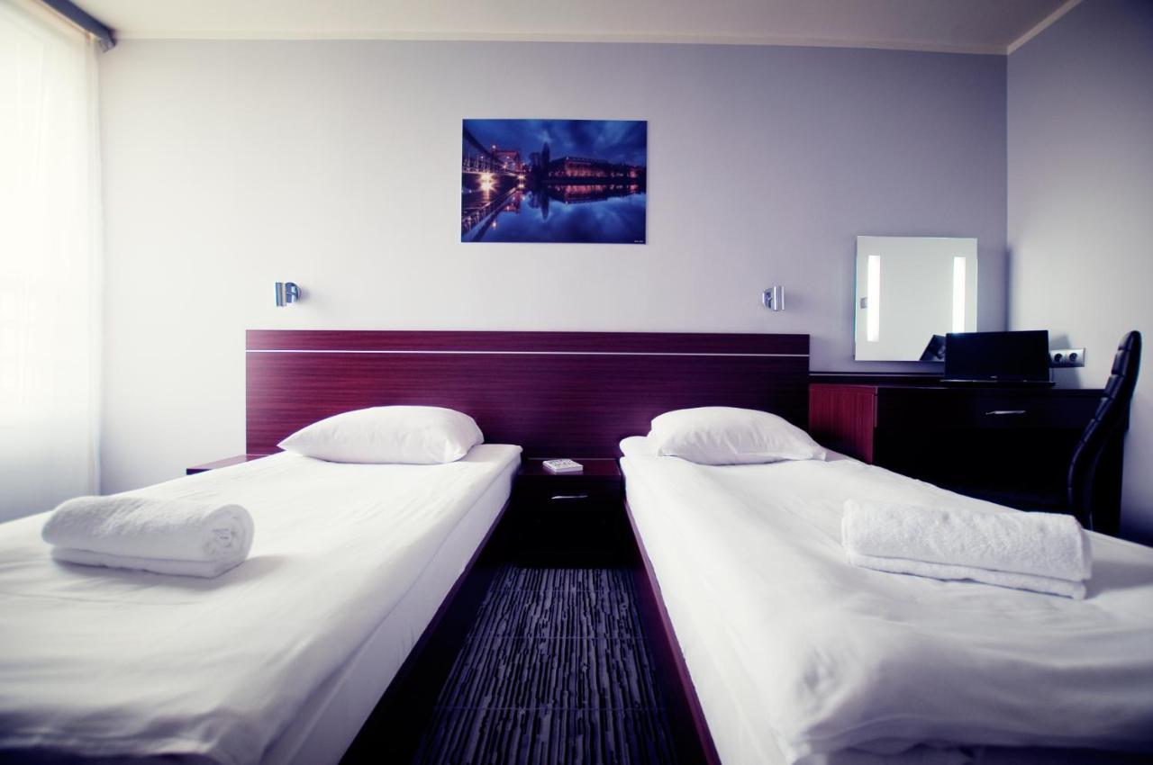 Hotel Slask Breslavia Esterno foto